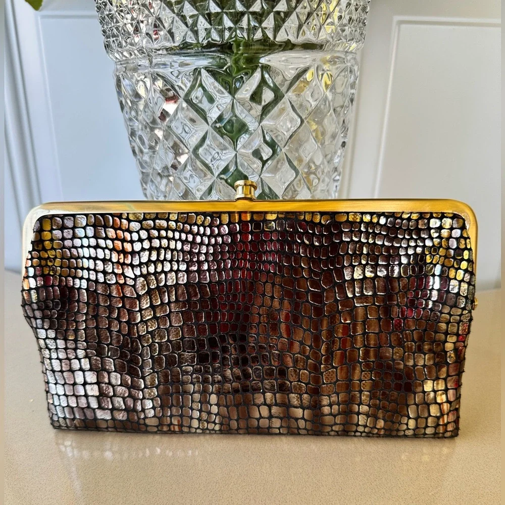 New HOBO The Original Embossed Mixed Metallic Scales Wallet - Picture 6 of 12